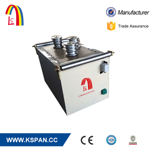 Pipe bending machine