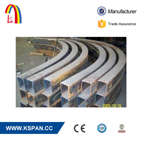 Pipe bending machine