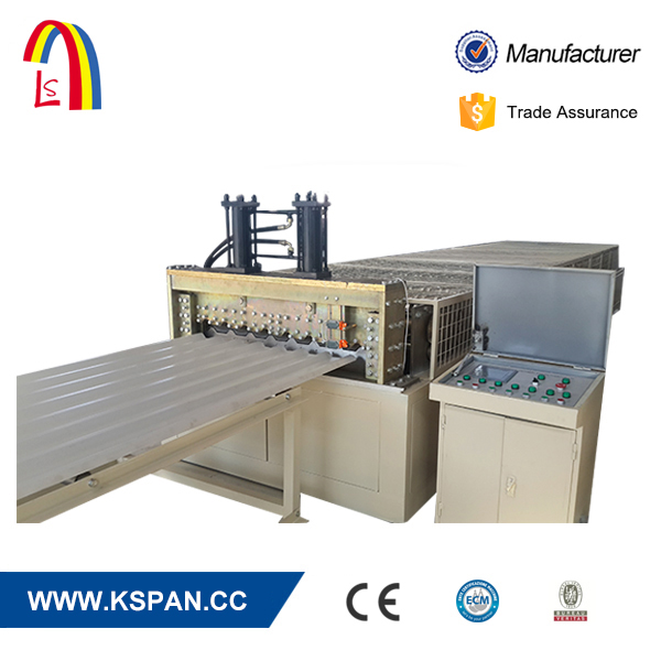 Roof and wall roll forming machine