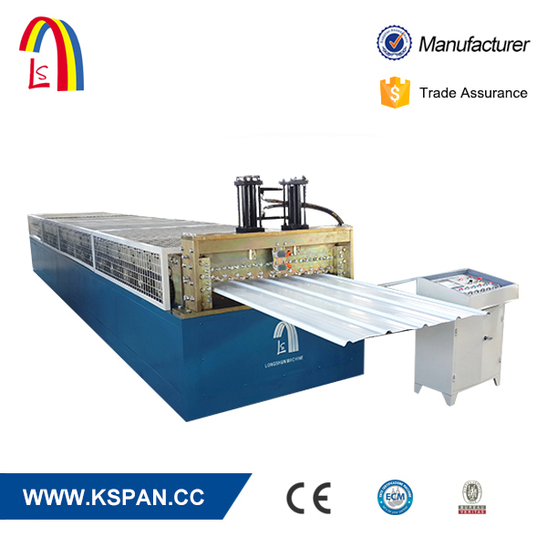 Roof and wall roll forming machine