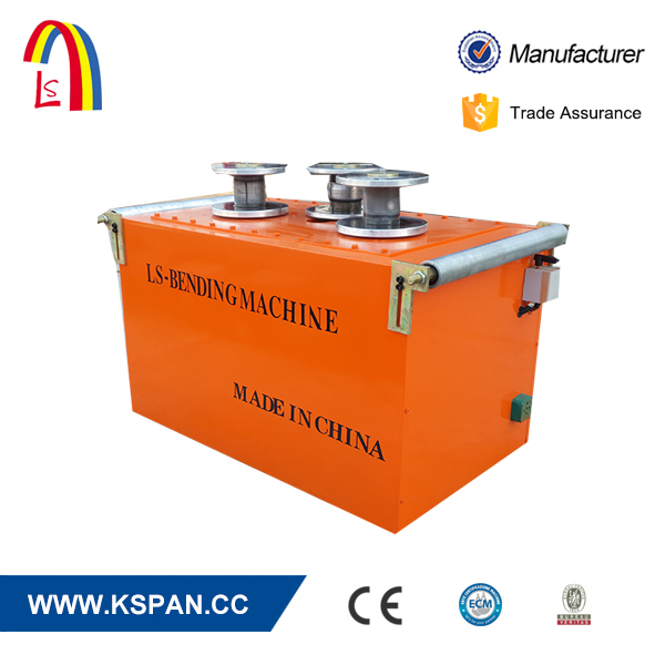 Pipe bending machine